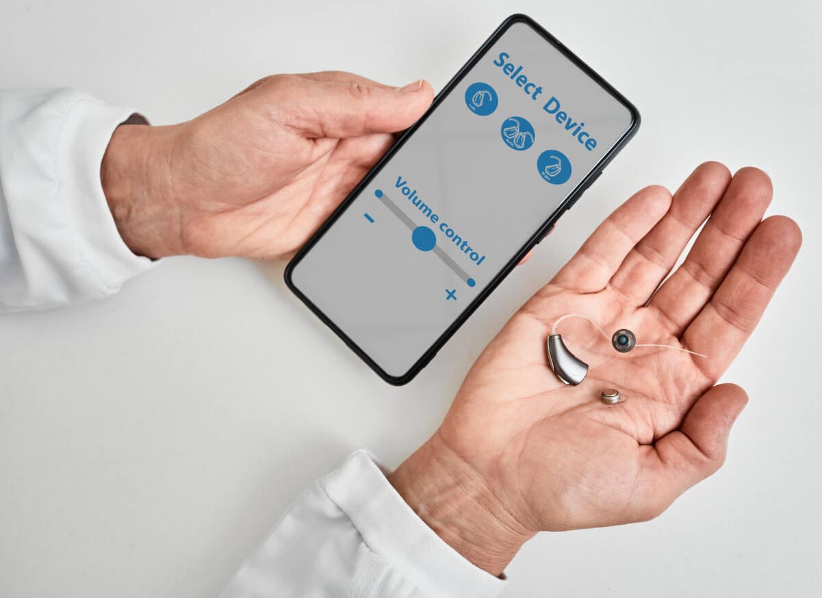 Small hearing aid